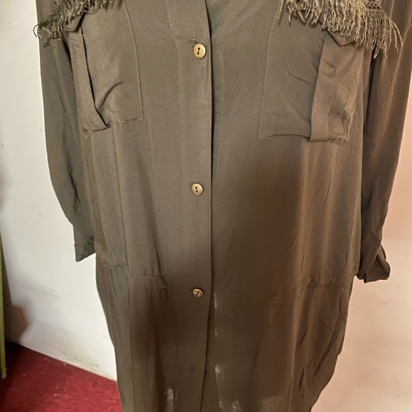 Tru Self Olive Green Silky Blouse with pockets, drawn-string & button-up sleeves - Picture 5 of 11